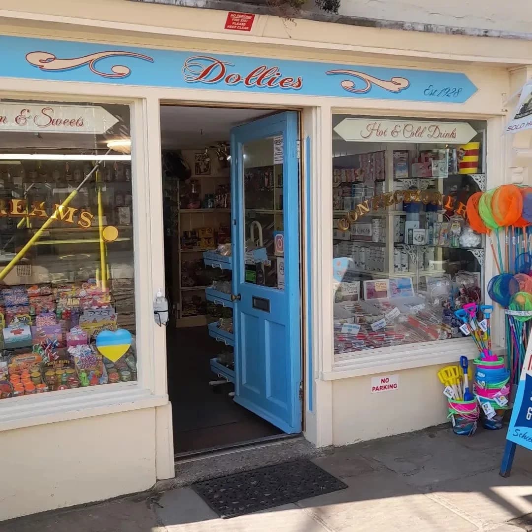 Dollies Sweet Shop